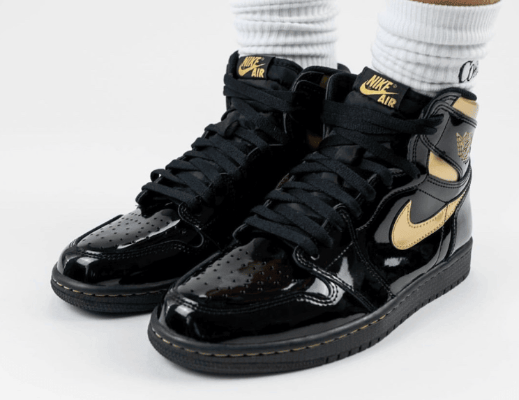 AJ1黑金漆皮上脚酷炫十足!奢华感爆棚! 货号:555088-032