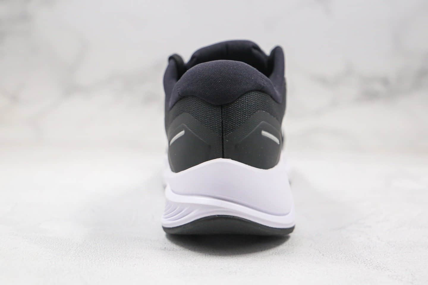 耐克Nike Zoom Structure 23纯原版本登月23代黑白色慢跑鞋内置Zoom气垫缓震 货号:CZ6720-001