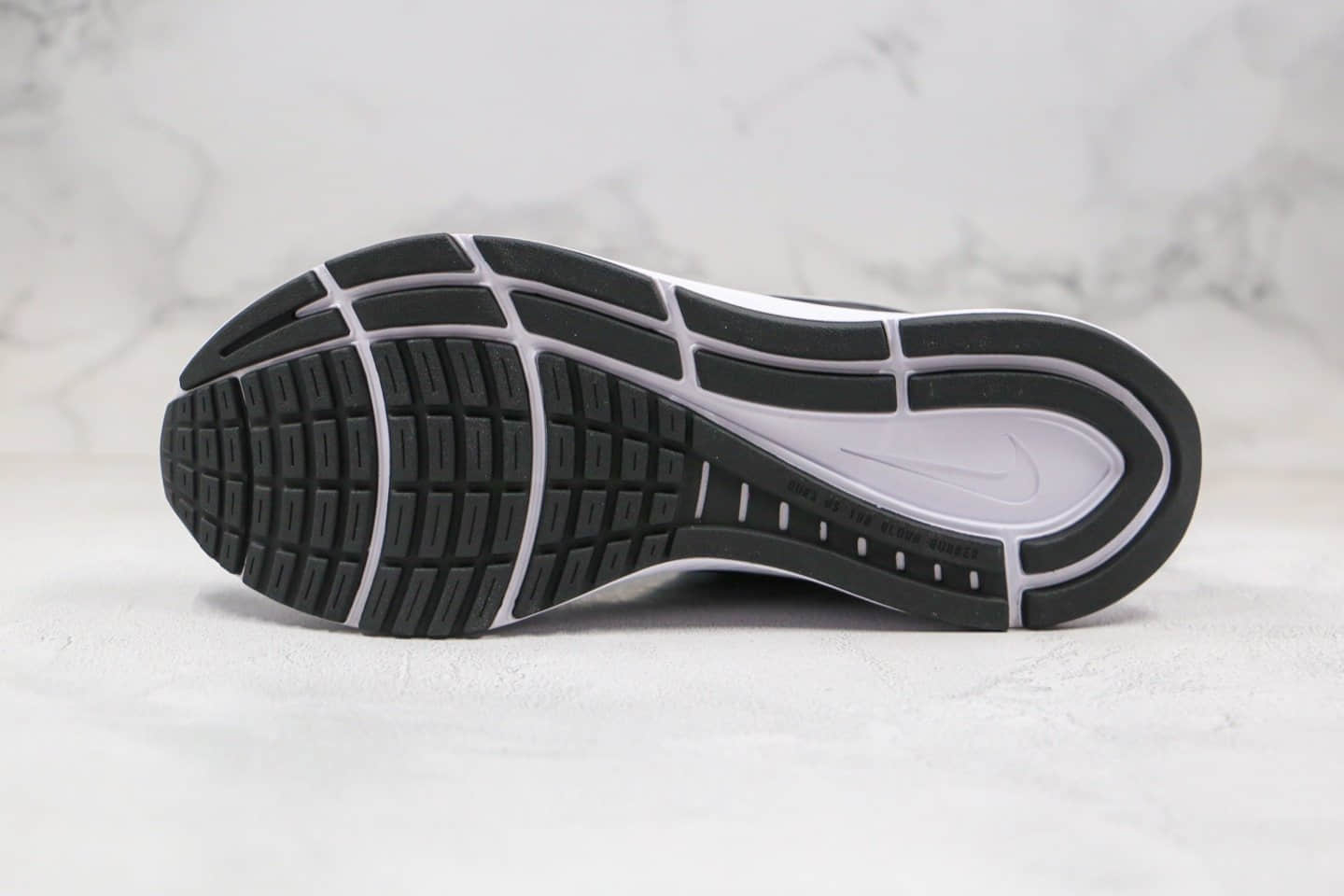 耐克Nike Zoom Structure 23纯原版本登月23代黑白色慢跑鞋内置Zoom气垫缓震 货号:CZ6720-001