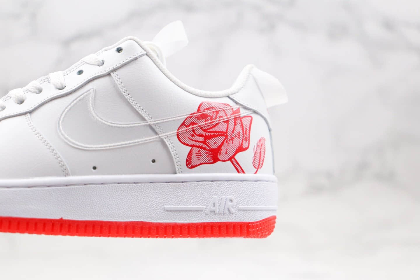 耐克Nike Air Force 1 Satin Rose纯原版本低帮空军一号白红玫瑰板鞋原鞋开模一比一打造 货号：CN8534-100