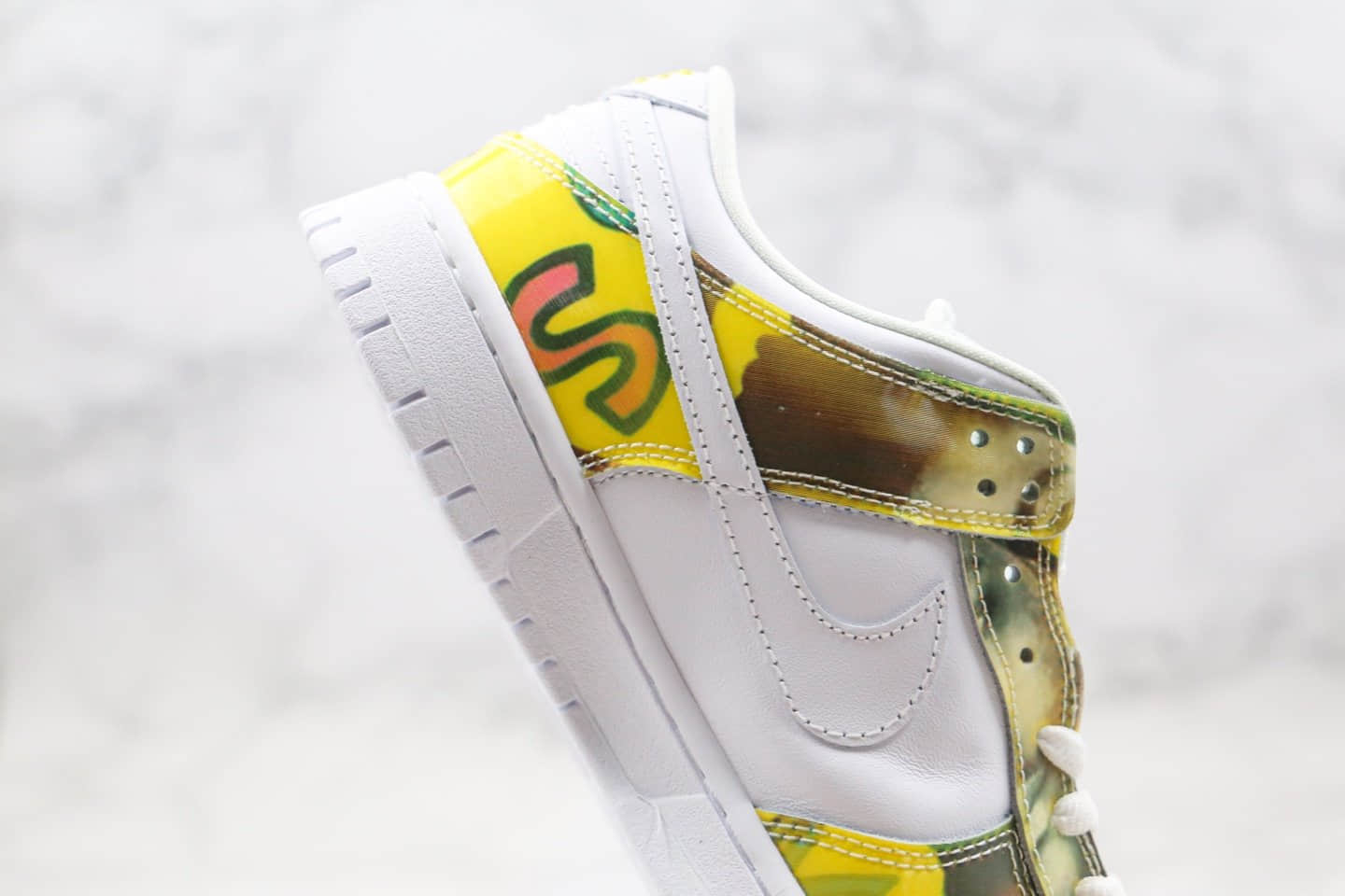 耐克Nike Dunk Low Pro SB De La Soul1纯原版本低帮SB DUNK板鞋太阳花向日葵涂鸦白黄绿色原楦头纸板打造 货号:304292-171