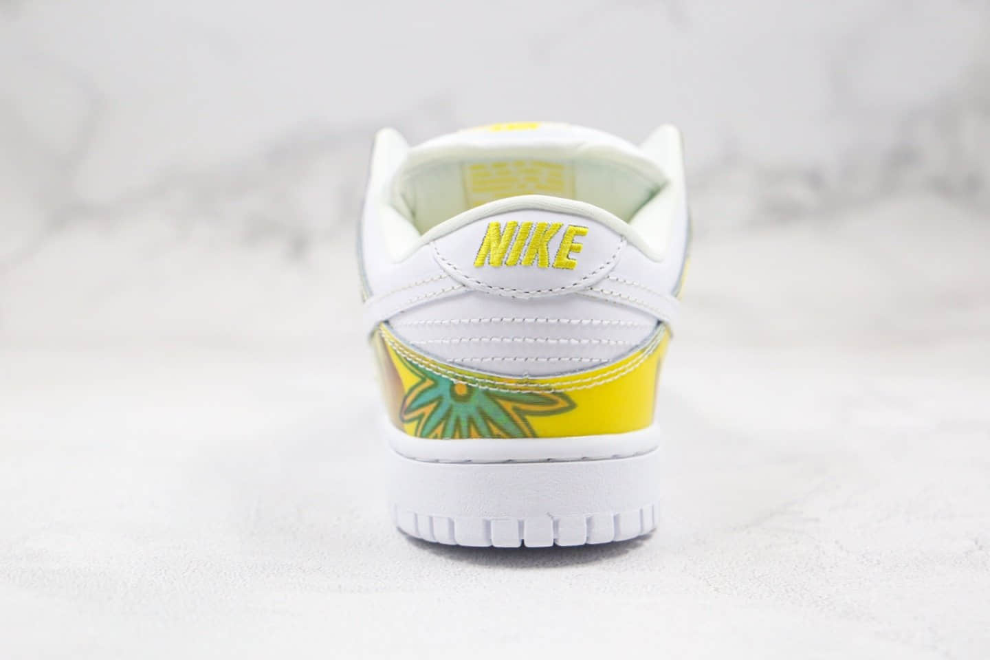 耐克Nike Dunk Low Pro SB De La Soul1纯原版本低帮SB DUNK板鞋太阳花向日葵涂鸦白黄绿色原楦头纸板打造 货号:304292-171