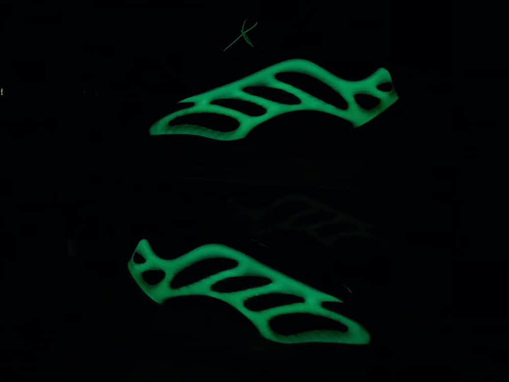 阿迪达斯Yeezy 700 V3极光配色官图释出!下周六发售! 货号:G54850