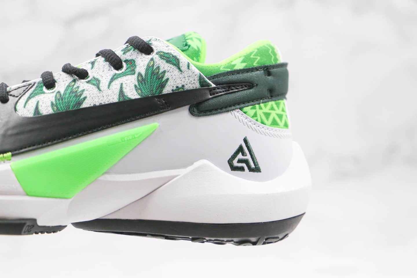 耐克Nike Zoom Freak 2纯原版本字母哥二代篮球鞋黑绿色支持实战原盒原标 货号:DA0907-002