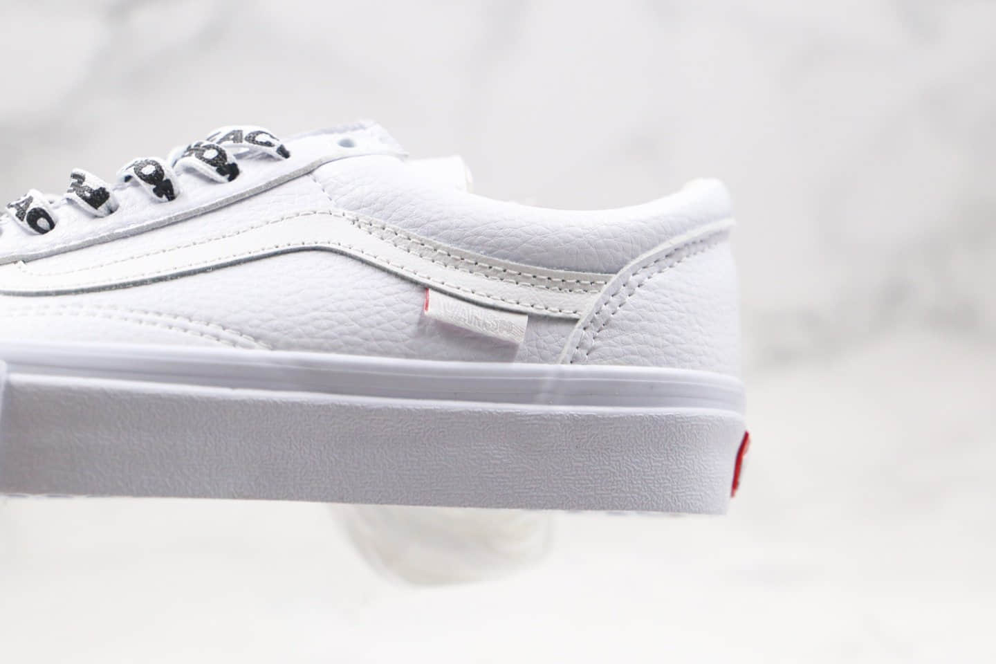 万斯Vans Style 36 Pro PEACE公司级版本低帮皮面半月包头字母印花鞋带白色板鞋原厂硫化大底 货号:VN0A4U3F03S