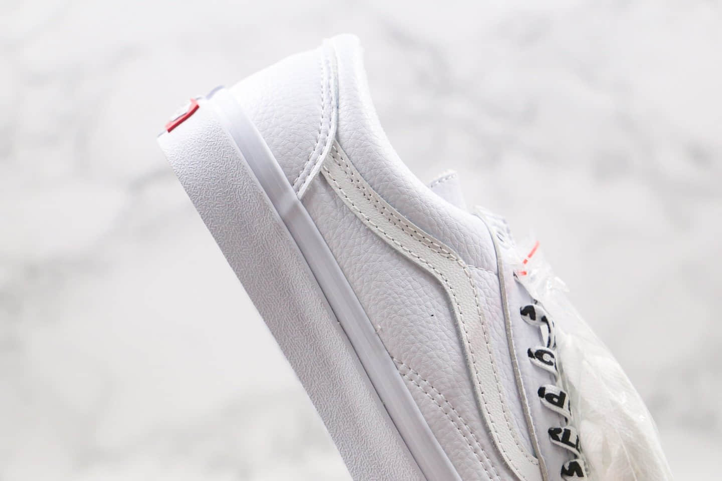 万斯Vans Style 36 Pro PEACE公司级版本低帮皮面半月包头字母印花鞋带白色板鞋原厂硫化大底 货号:VN0A4U3F03S