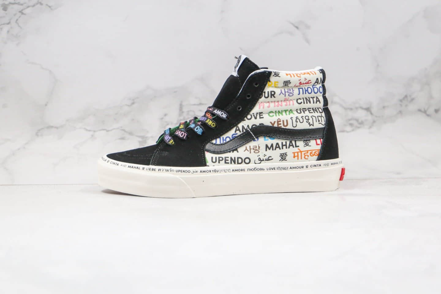 万斯Vans Vault Sk8-Hi Love公司级版本高帮情人节限定字母印花涂鸦骄傲月硫化板鞋原档案数据开发 货号:VN0A4CS5W43