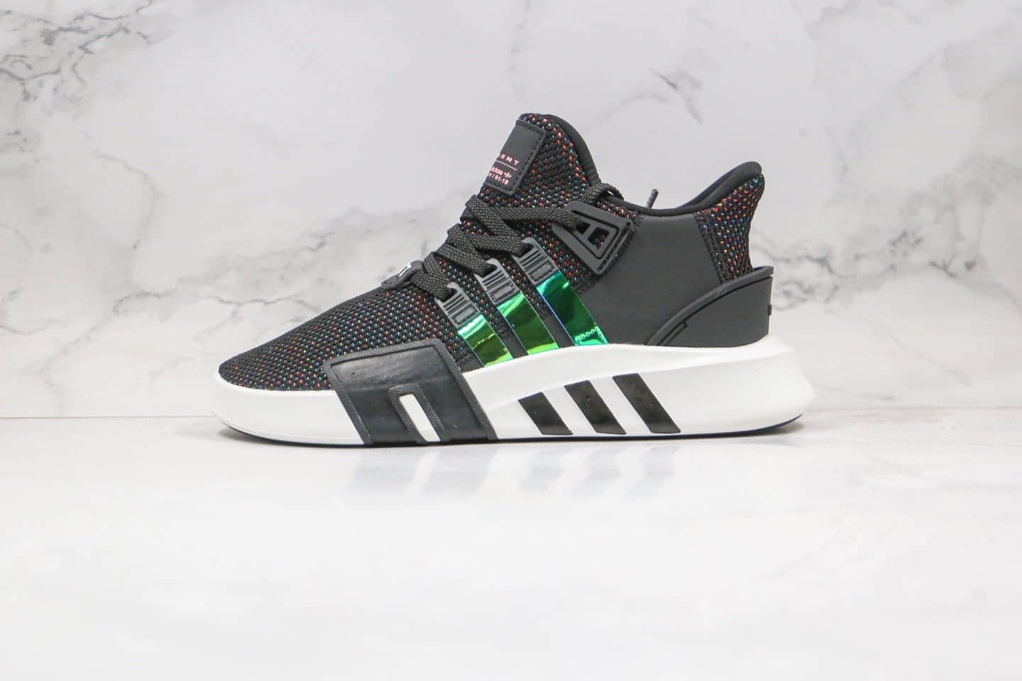 阿迪达斯Adidas EQT BASK ADV纯原版本支撑者系列三叶草EQT黑镭射复古慢跑鞋原楦头纸板打造 货号:FU9505