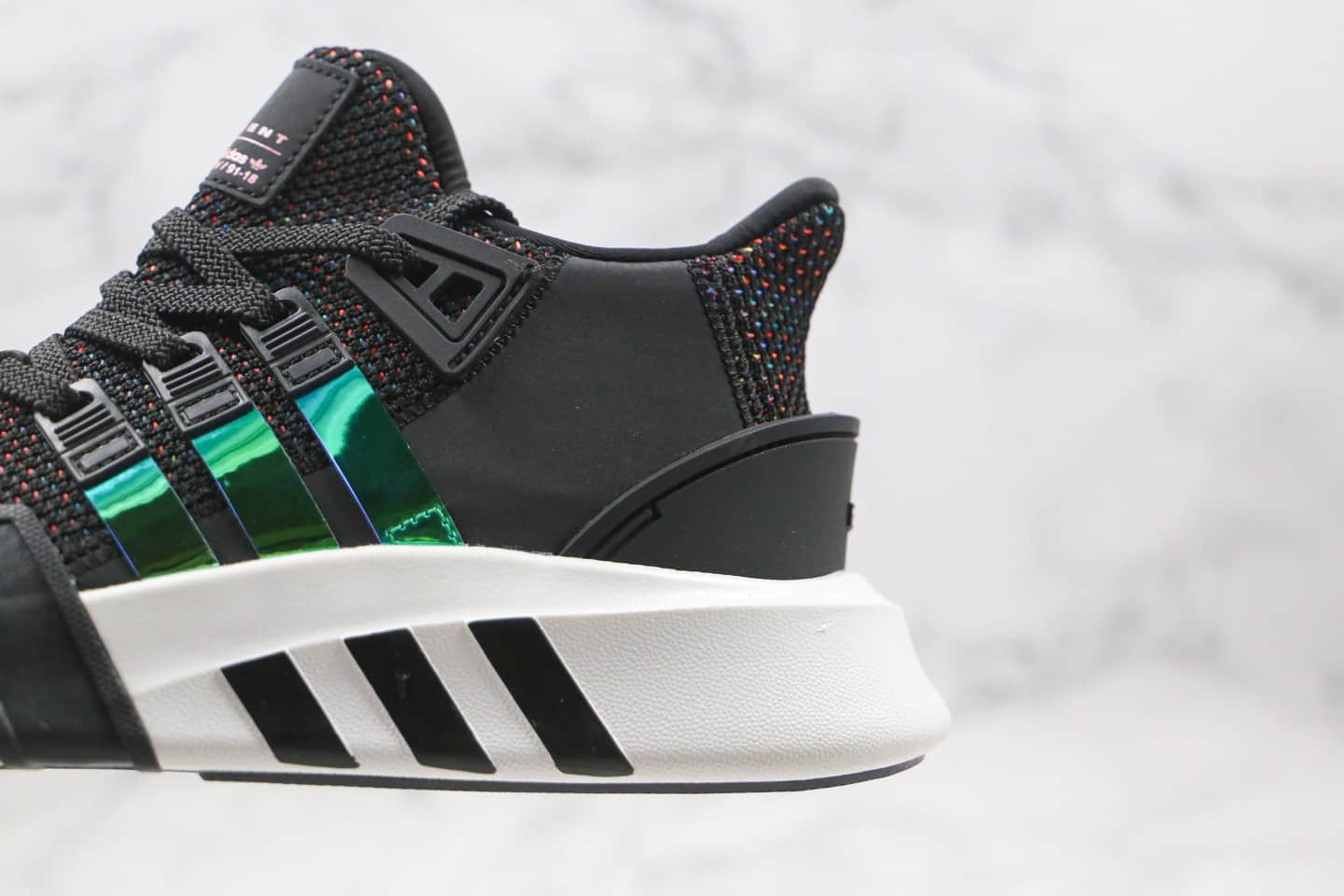 阿迪达斯Adidas EQT BASK ADV纯原版本支撑者系列三叶草EQT黑镭射复古慢跑鞋原楦头纸板打造 货号:FU9505