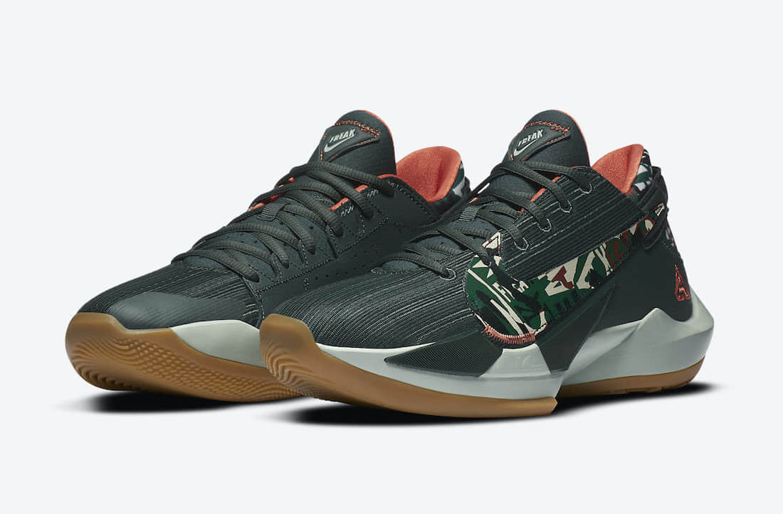 字母哥二代战靴新配色曝光!Nike Zoom Freak 2 “Bamo”现已发售! 货号:DC9854-300