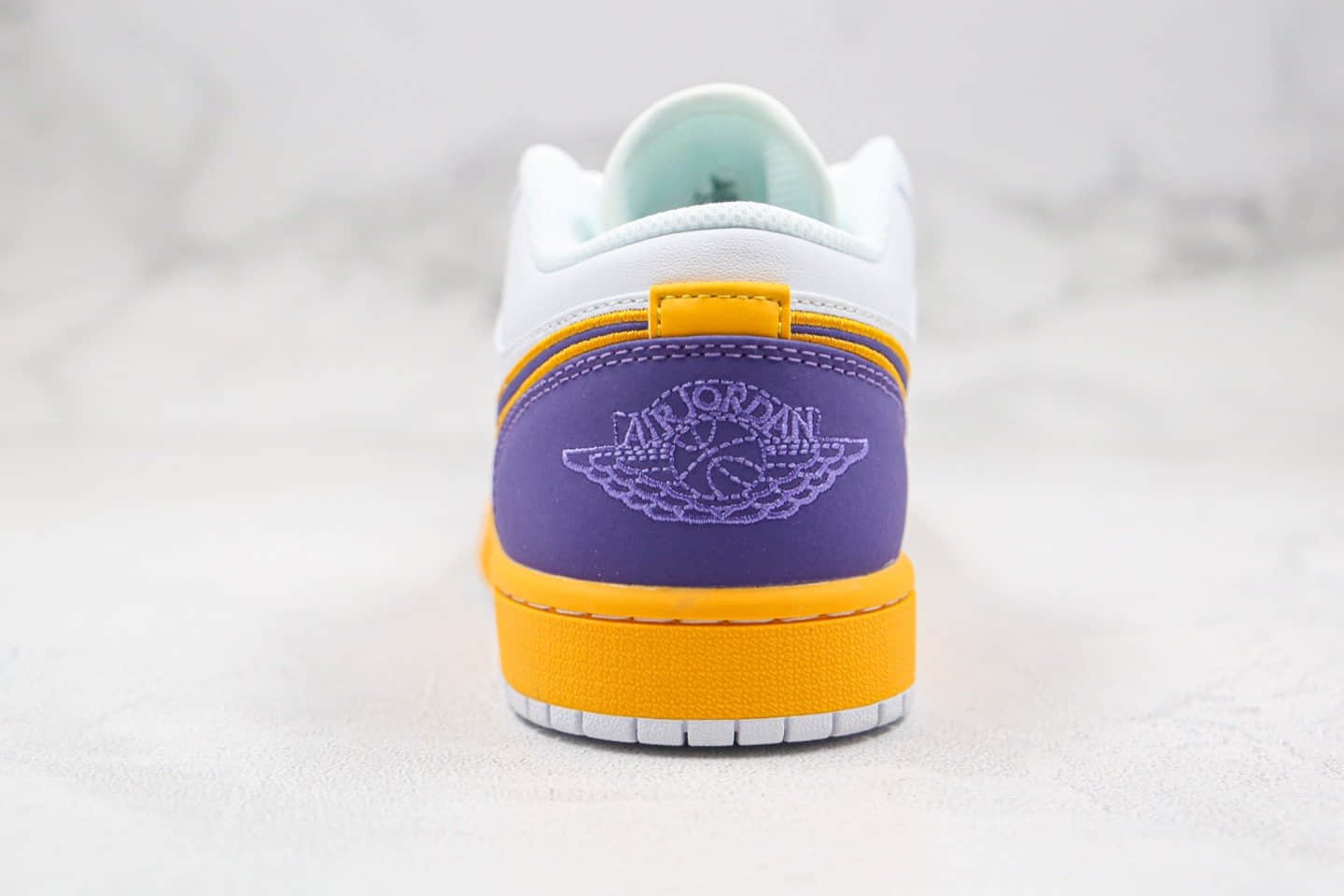 乔丹Air Jordan 1 Low Black Water Blue纯原版本低帮AJ1黄紫色篮球鞋内置气垫 货号:AV7869-210