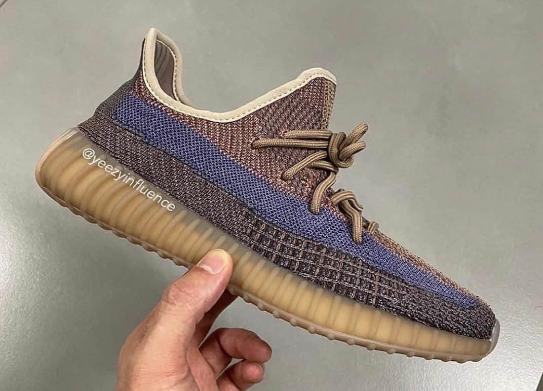 阿迪达斯侃爷同款椰子Yeezy 350 V2 “Yecher”实物图曝光复古沉稳! 货号:FZ5266