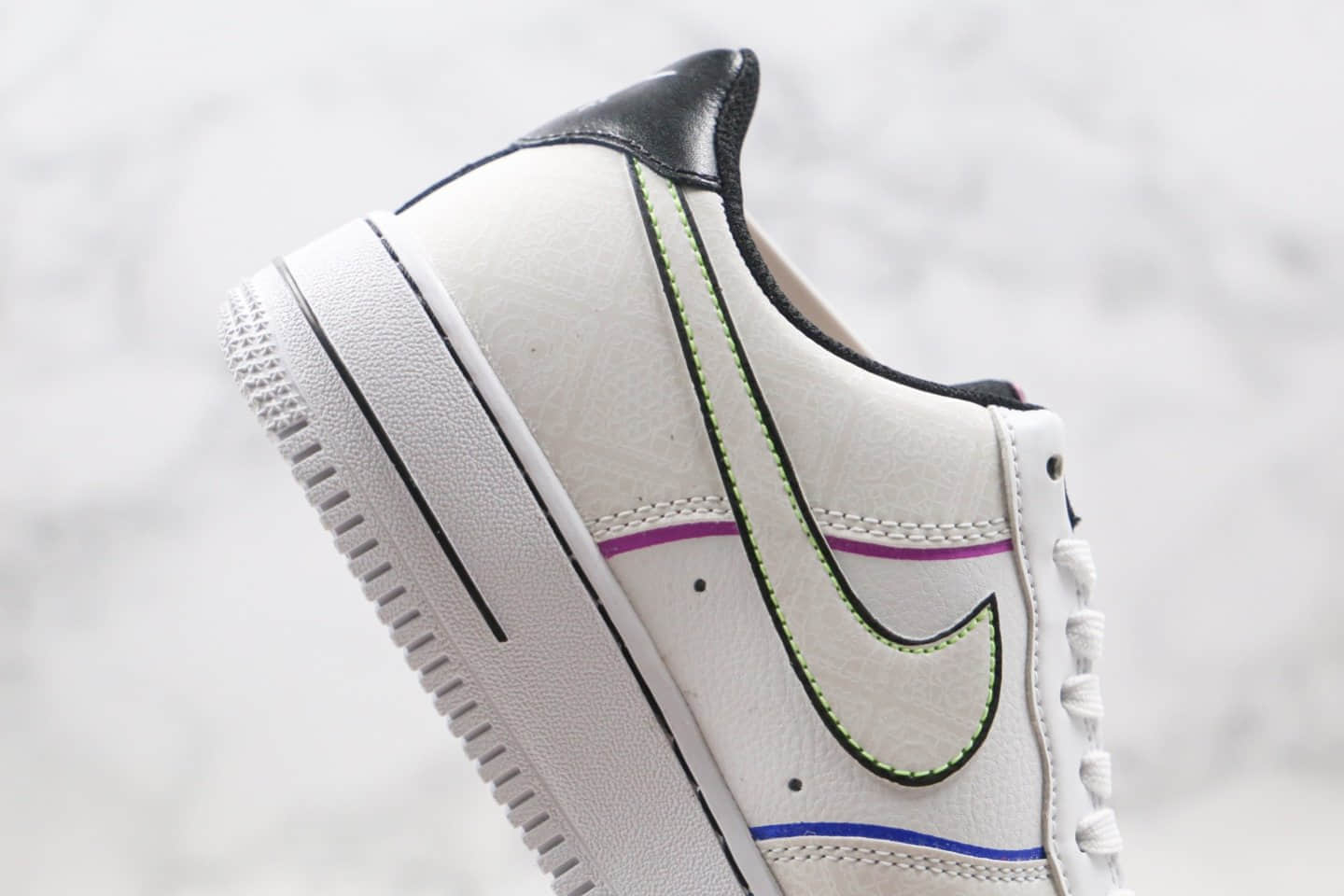 耐克Nike Air Force 1 Low Day of the Dead纯原版本低帮空军一号亡灵节白彩虹色3M反光板鞋内置全掌Sole气垫 货号：CT1138-100