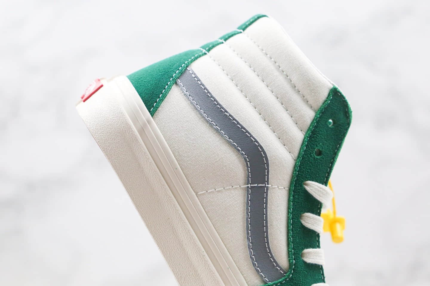 万斯Vans SK8-Hi公司级版本高帮白灰绿色硫化帆布鞋原厂硫化大底内置钢印