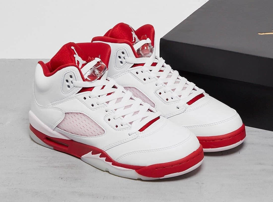 酷似情人节配色!Air Jordan 5 GS新配色10月登场! 货号:440892-106