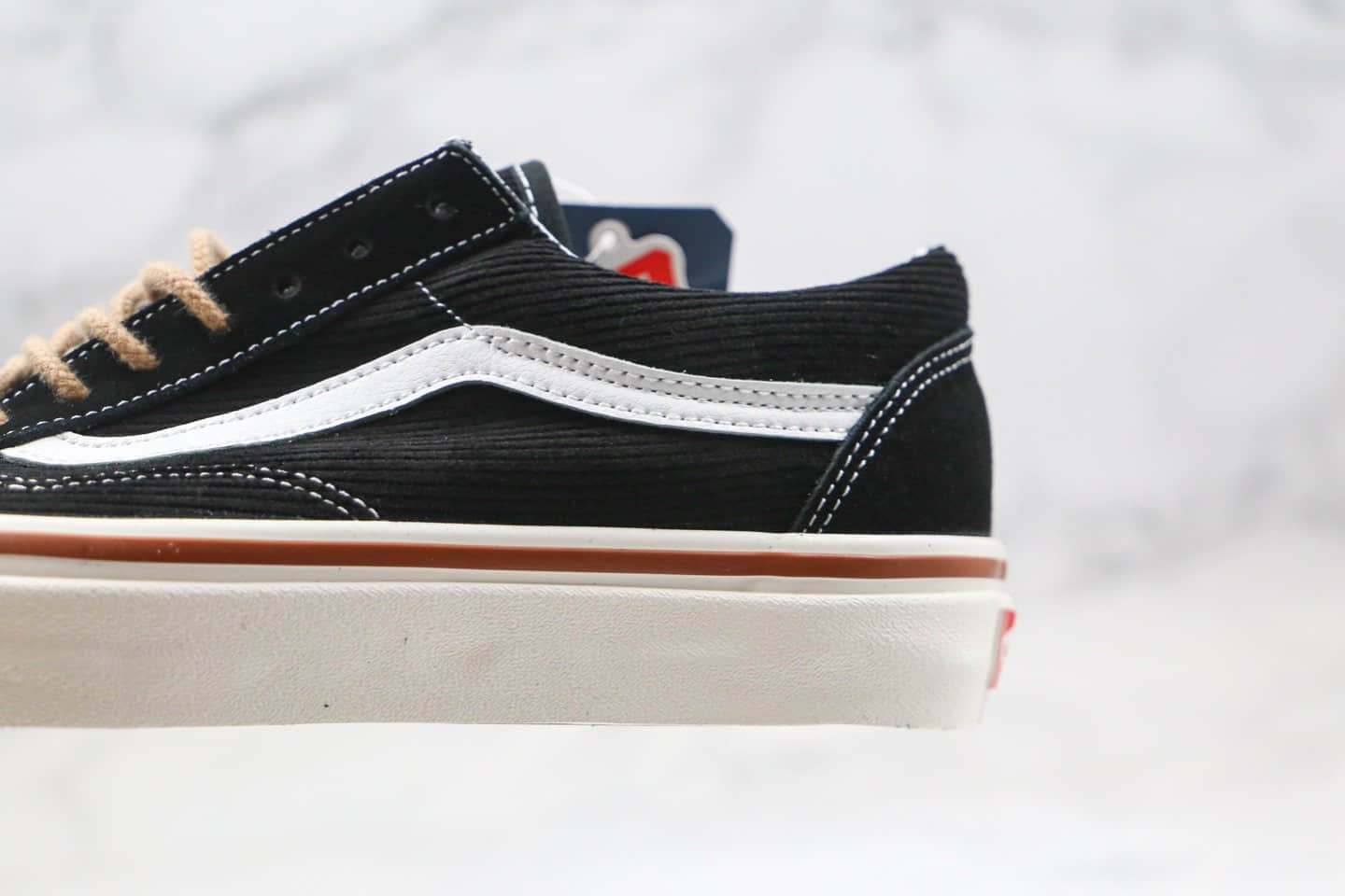 万斯Vans Old Skool 36公司级版本低帮灯芯绒安纳海姆圆带滑板鞋原厂硫化大底内置钢印 货号:VN0A38G2UPG