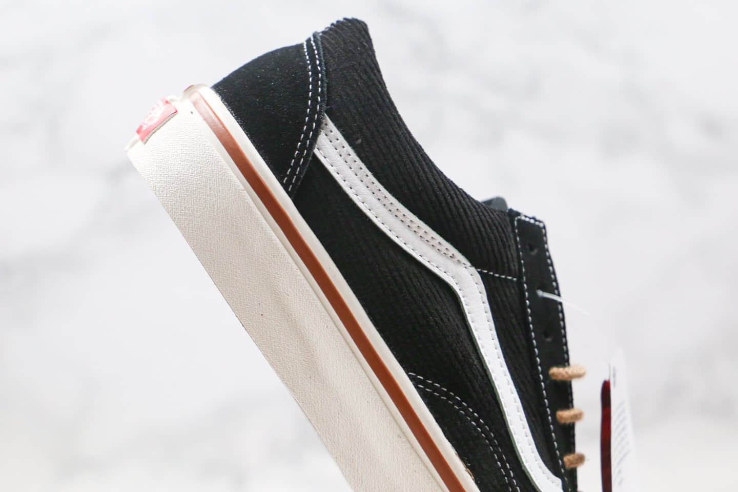 万斯Vans Old Skool 36公司级版本低帮灯芯绒安纳海姆圆带滑板鞋原厂硫化大底内置钢印 货号:VN0A38G2UPG
