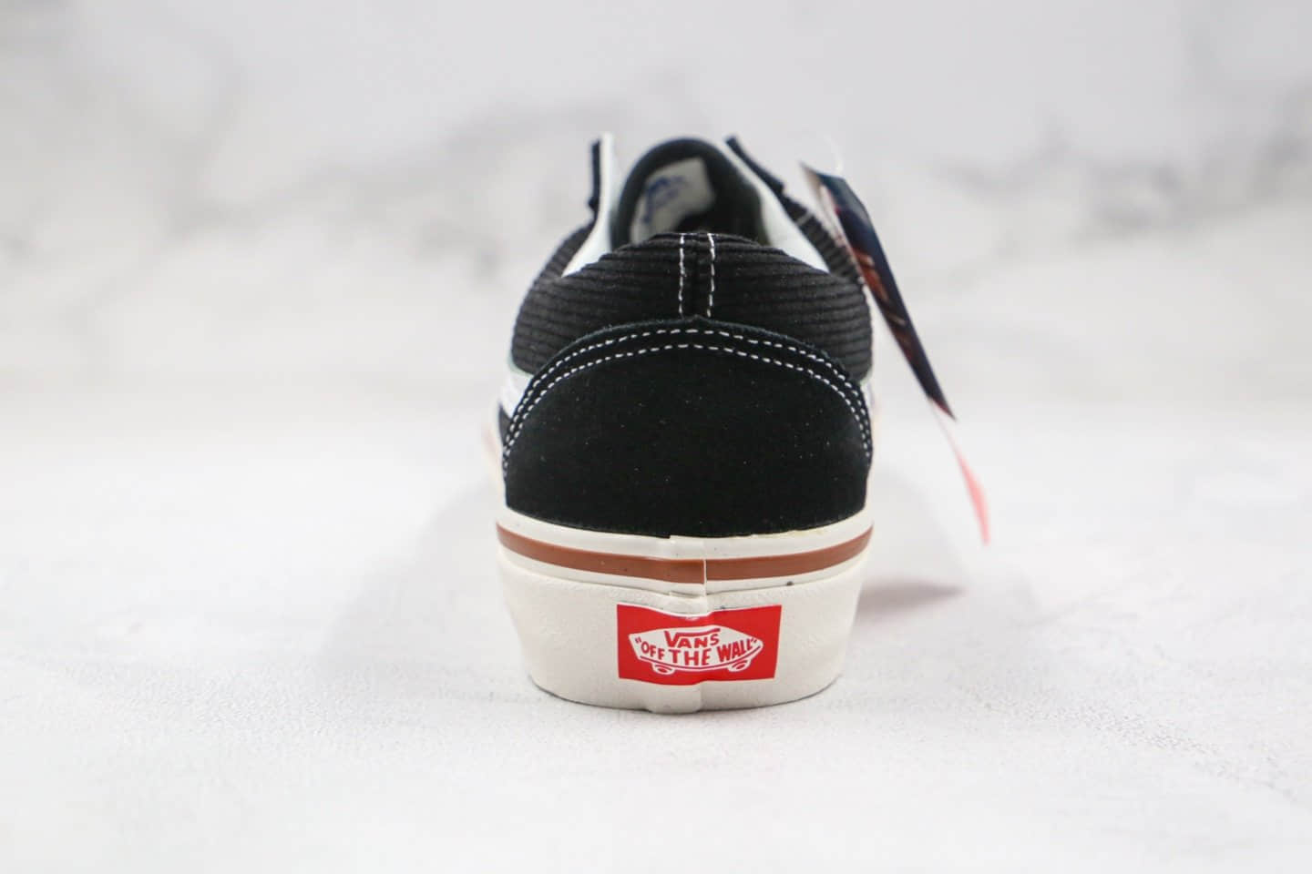 万斯Vans Old Skool 36公司级版本低帮灯芯绒安纳海姆圆带滑板鞋原厂硫化大底内置钢印 货号:VN0A38G2UPG