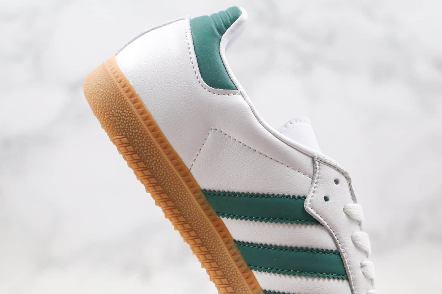 阿迪达斯Adidas Samba OG FT纯原版本桑巴板鞋白绿色内置NFC芯片扫描原盒原标 货号:EE5451