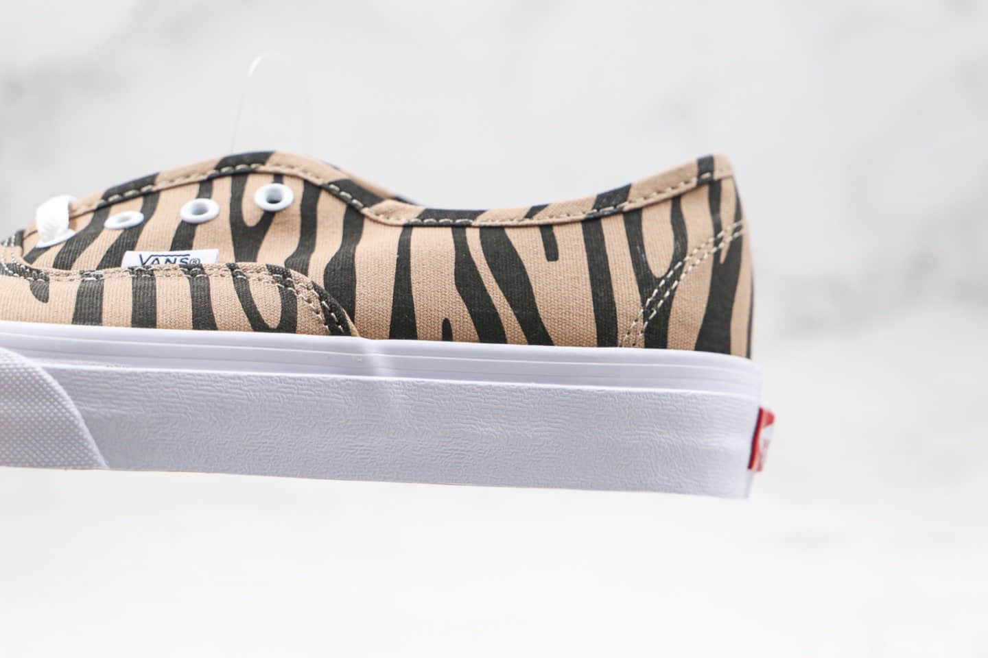 万斯Vans Era 95 DX公司级版本低帮安纳海姆斑马豹纹帆布鞋原档案数据开发