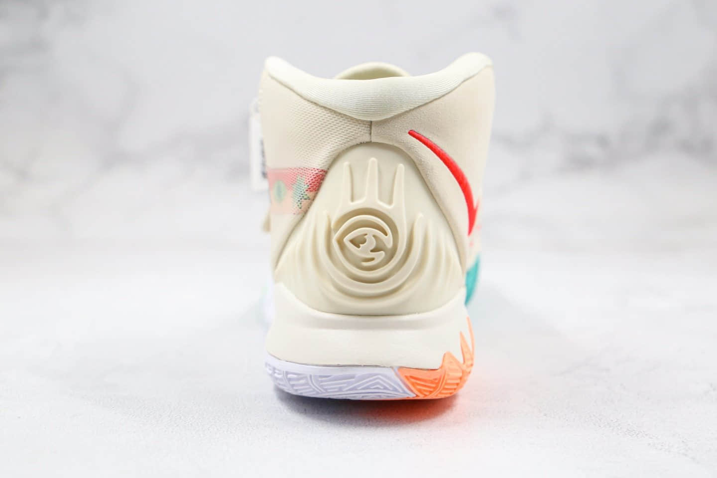 耐克Nike Kyrie 6 N7纯原版本欧文6代米白色涂鸦篮球鞋内置气垫支持实战 货号:CW1785-200