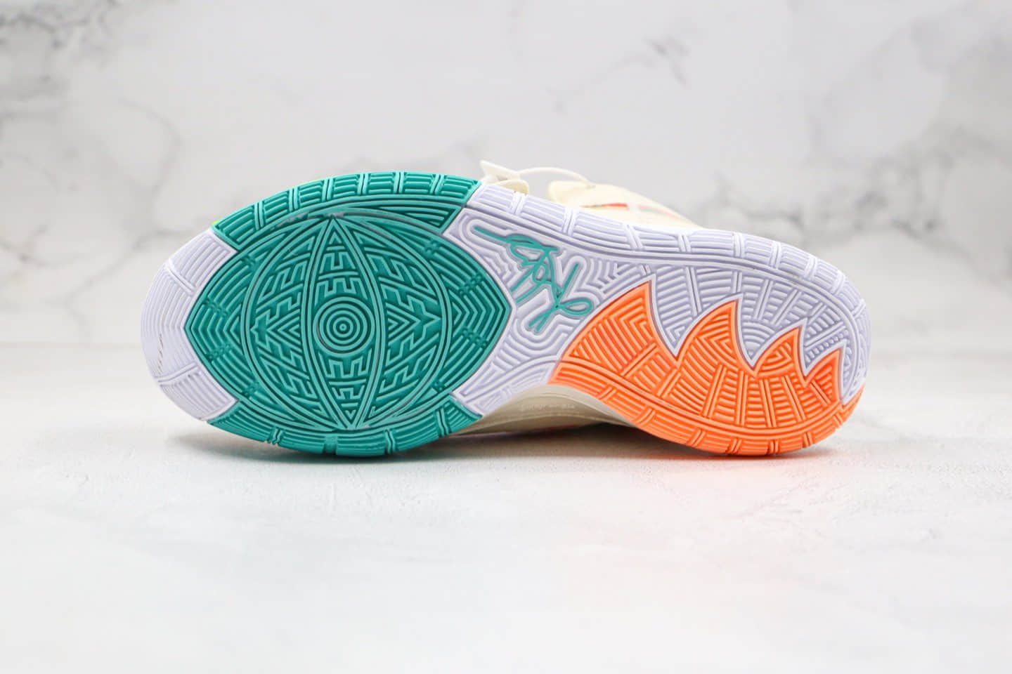 耐克Nike Kyrie 6 N7纯原版本欧文6代米白色涂鸦篮球鞋内置气垫支持实战 货号:CW1785-200