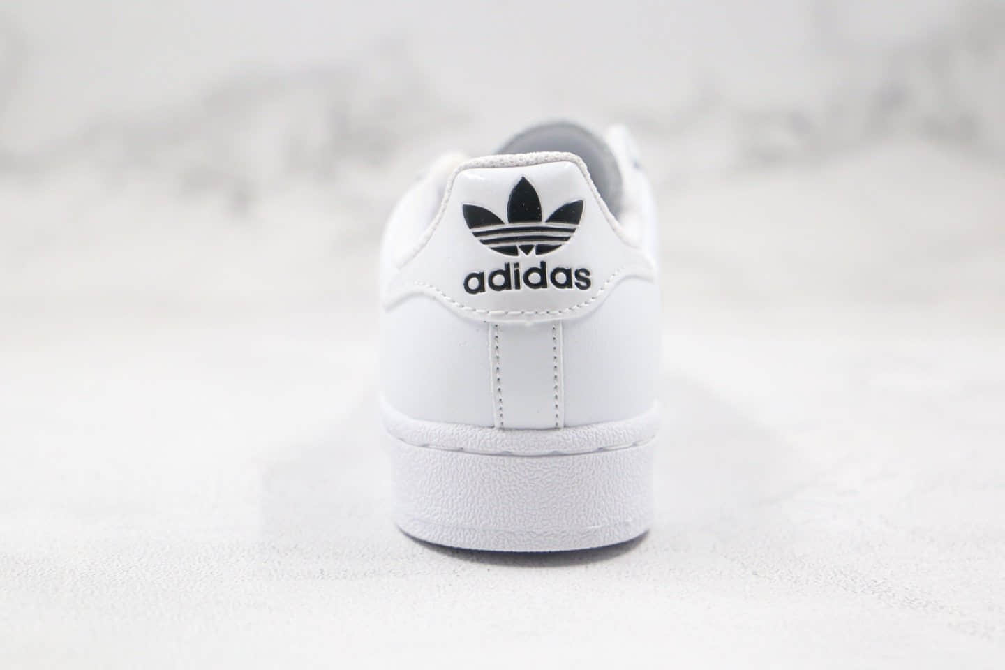 阿迪达斯Adidas Originals SUPERSTAR W纯原版本三叶草贝壳头金标白黑色漆皮LOGO板鞋正确PU硅蓝软中底 货号:EF1627