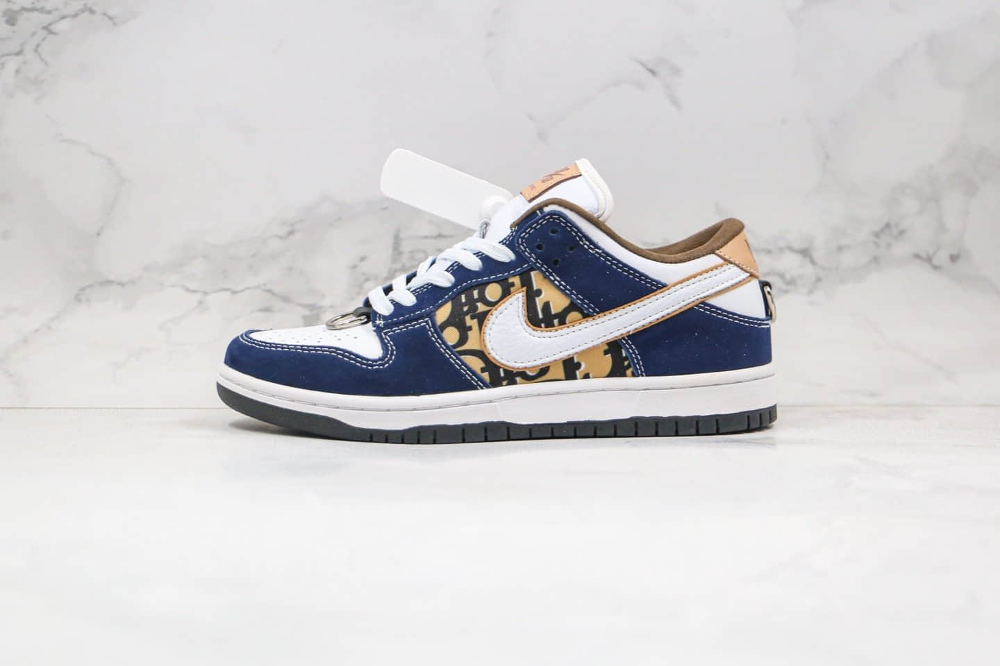 耐克Nike Dunk Low Pro x Dior纯原版本迪奥联名款低帮SB DUNK板鞋黑棕白色原盒原标内置气垫 货号：CU1727-222