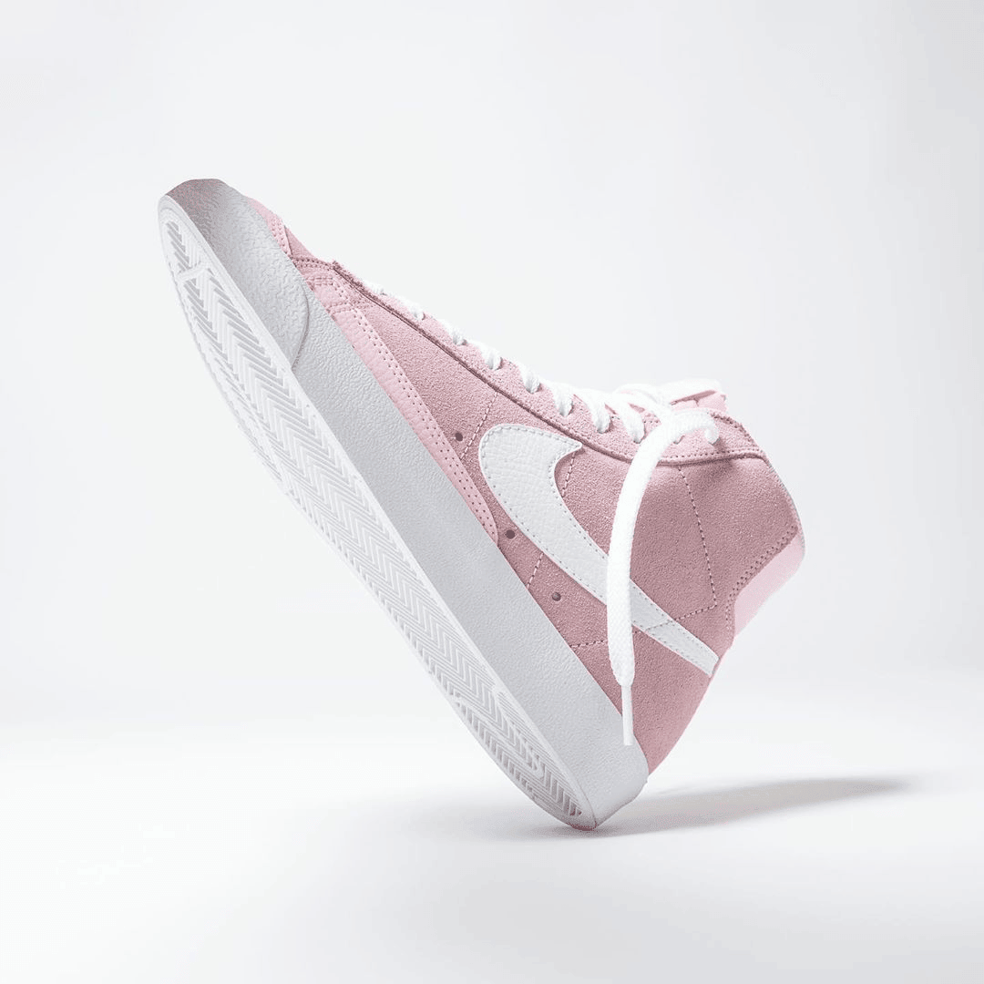 小姐姐必看!樱花粉 Nike Blazer Mid现已发售!