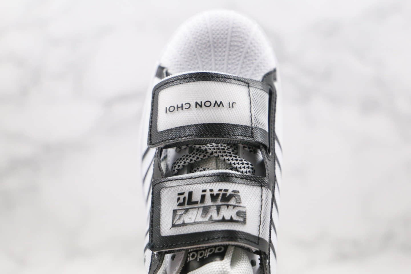 阿迪达斯adidas Superstar x Ji Won Choi x Olivia Oblanc纯原版本三方联名款贝壳头魔术贴绑带黑框透明网面板鞋原楦头纸板打造 货号:FW6635