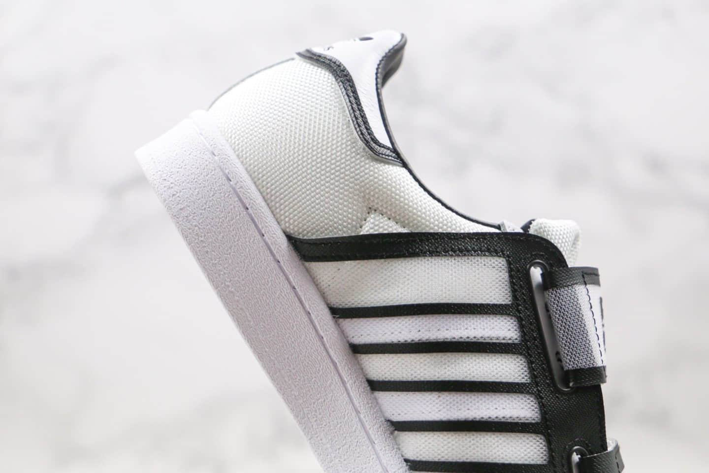 阿迪达斯adidas Superstar x Ji Won Choi x Olivia Oblanc纯原版本三方联名款贝壳头魔术贴绑带黑框透明网面板鞋原楦头纸板打造 货号:FW6635