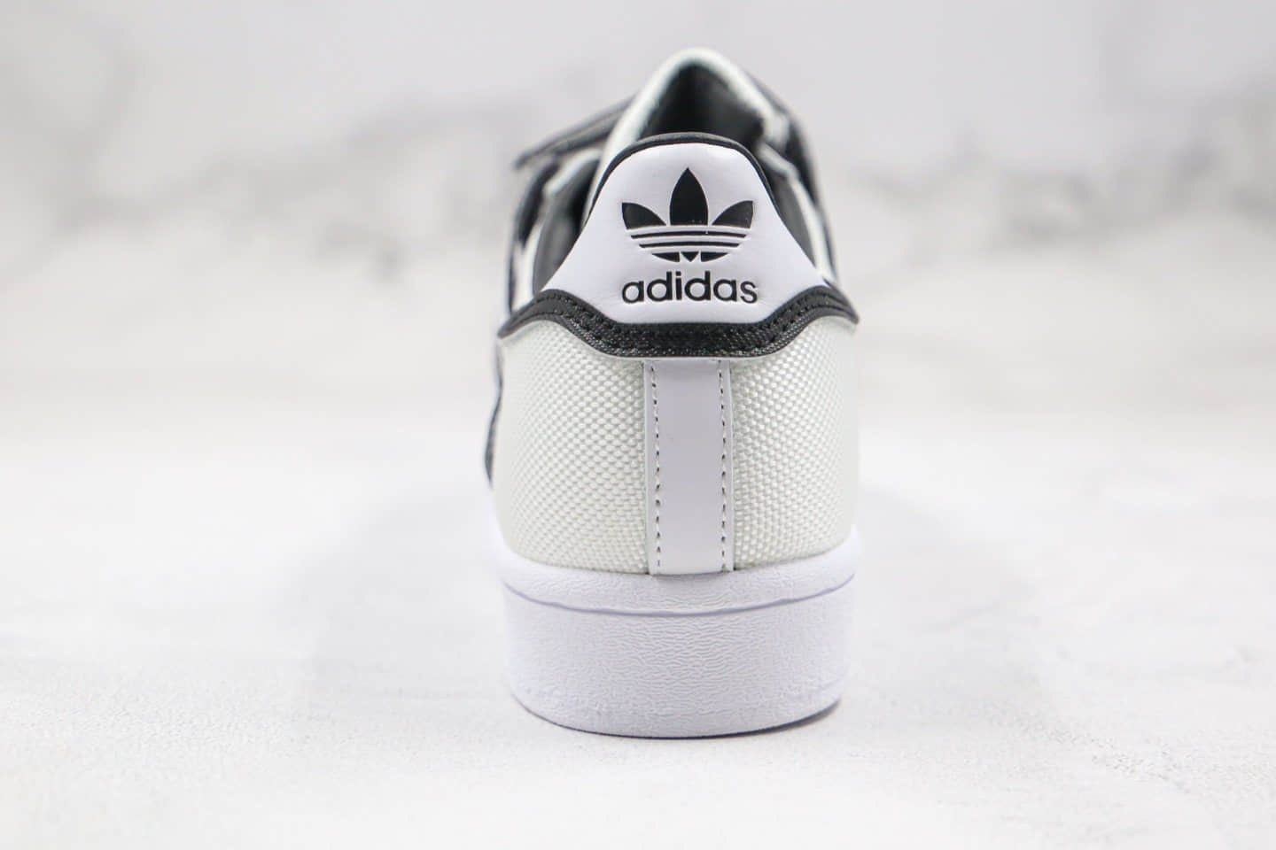 阿迪达斯adidas Superstar x Ji Won Choi x Olivia Oblanc纯原版本三方联名款贝壳头魔术贴绑带黑框透明网面板鞋原楦头纸板打造 货号:FW6635