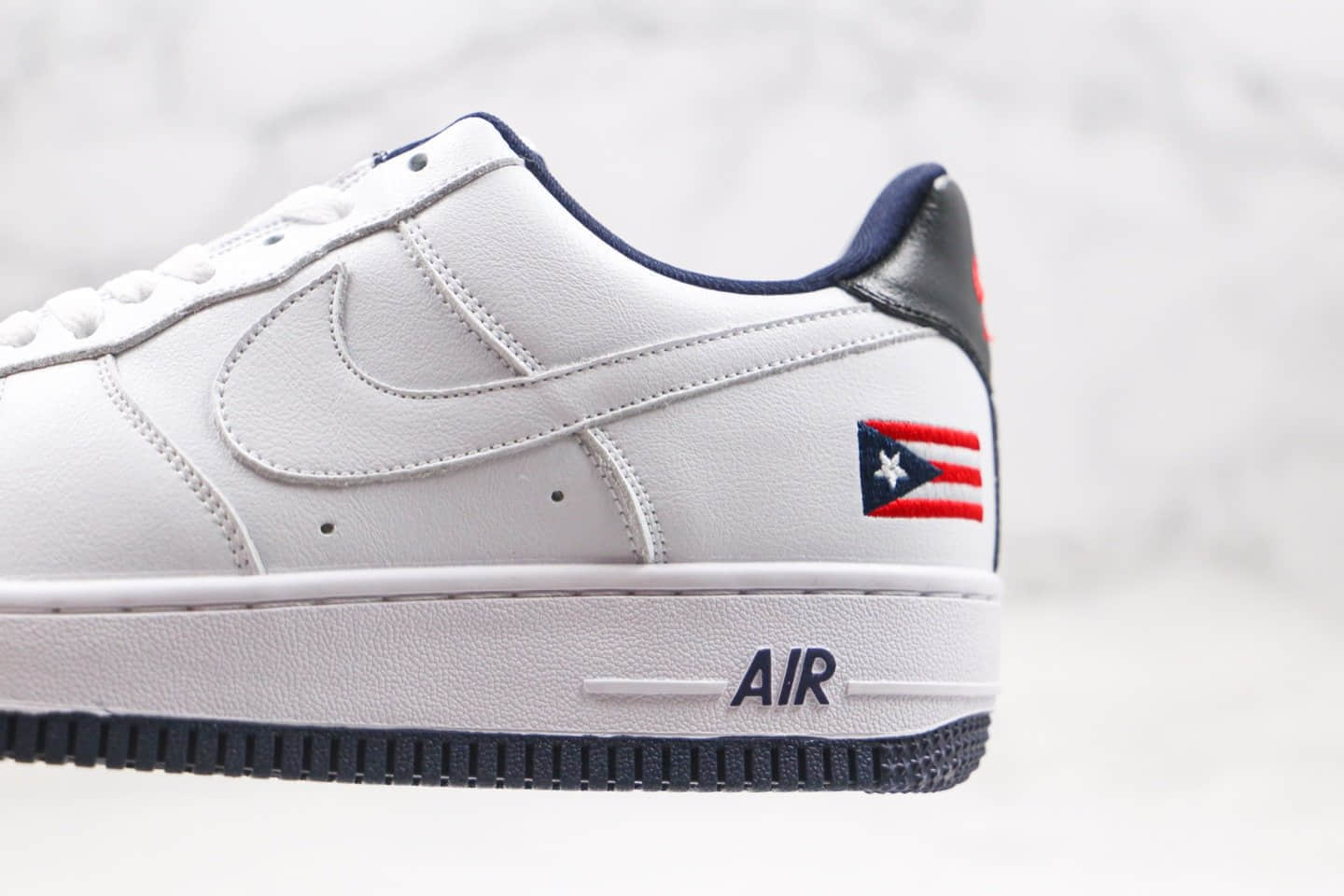 耐克Nike Air Force 1 LoW Puerto Rico纯原版本低帮空军一号波多黎各国旗白黑色板鞋内置气垫 货号：CJ1386-100