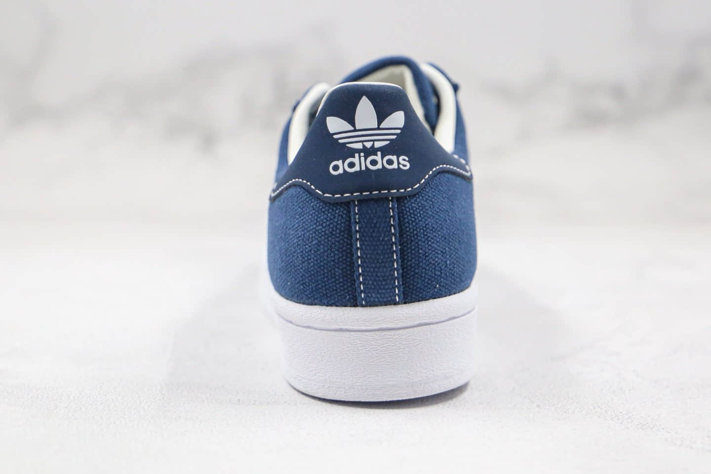 阿迪达斯Adidas Originals Superstar Superstar纯原版本三叶草贝壳头藏蓝色帆布板鞋原鞋开模一比一打造 货号:FW2652