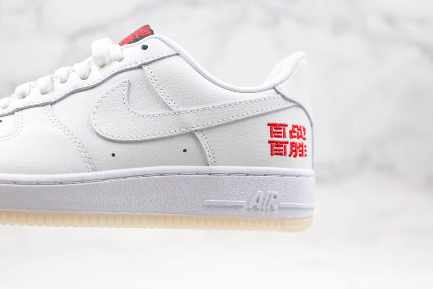 耐克Nike Air Force 1纯原版本低帮空军一号中文刺绣天蝎百战百胜白红色板鞋内置全职Sole气垫 货号:32085-100