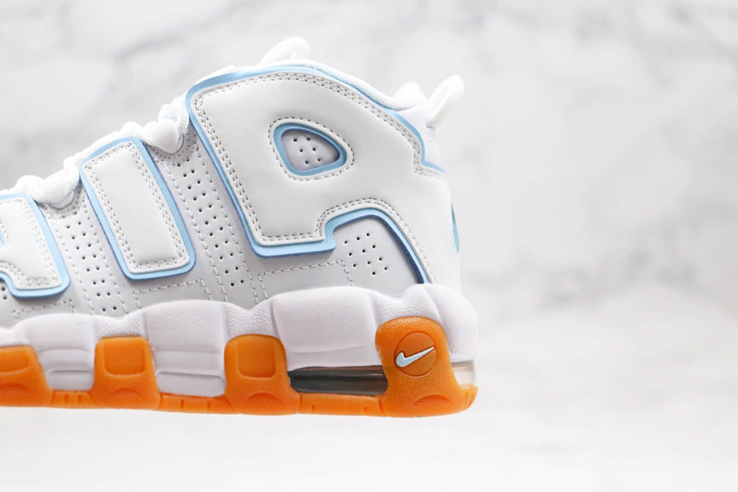 耐克Nike Air More Uptempo 96纯原版本皮蓬大R生胶白蓝色篮球鞋内置全掌气垫 货号:415082-107