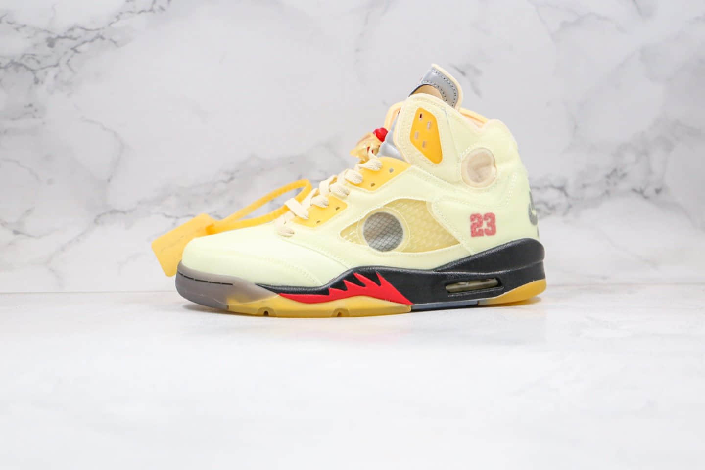 乔丹Air Jordan 5 Sail x OFF-WHITE联名款纯原版本AJ5蝉翼白帆配色原盒配件齐全 货号:DH8565-100