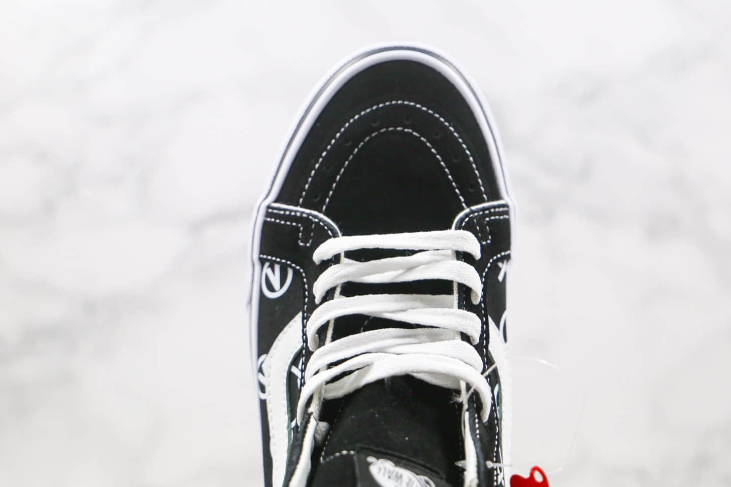 万斯Vans SK8-Mid Circle V Logo公司级版本中帮V标字母日系黑白硫化板鞋原厂硫化大底内置钢印