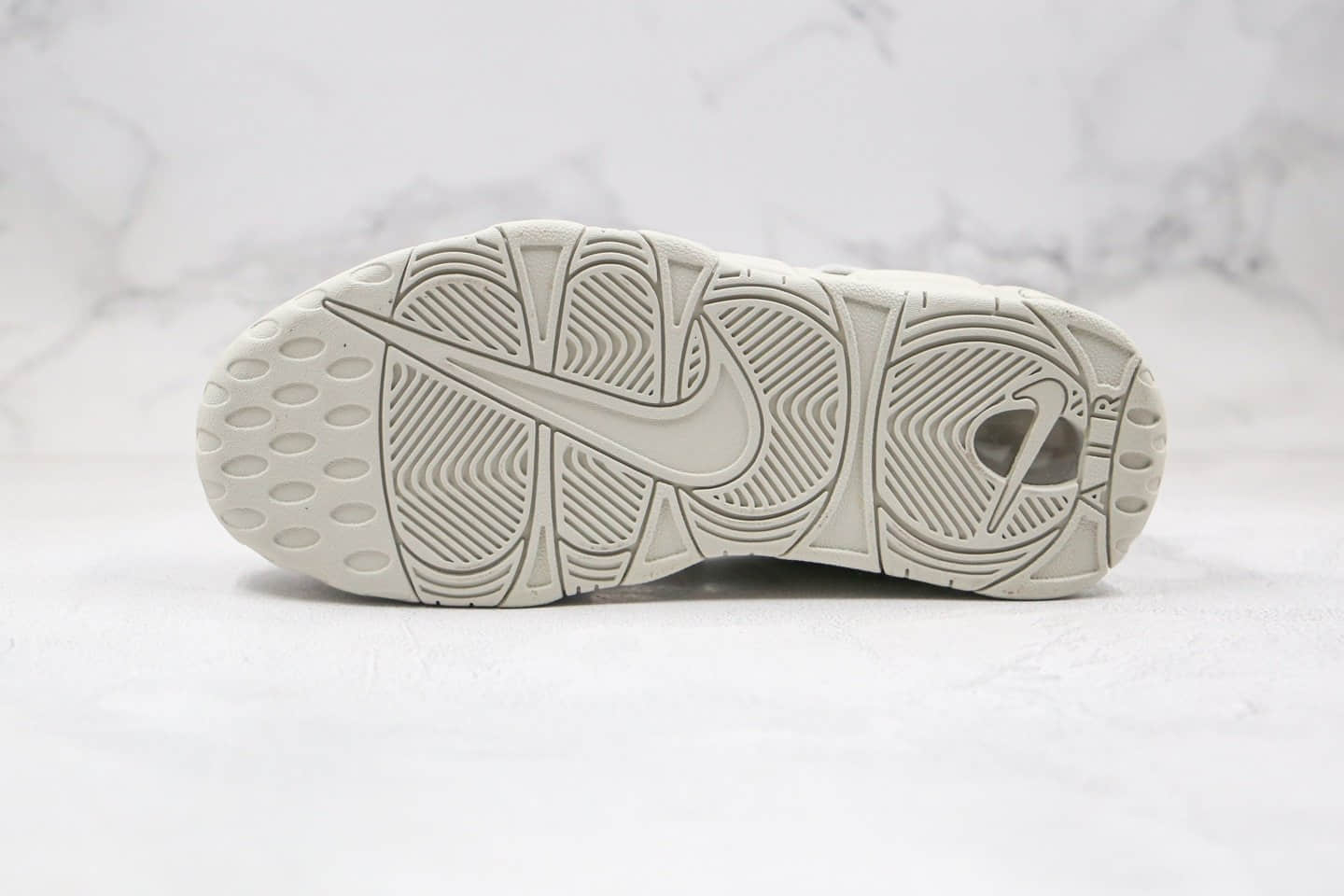 耐克Nike Wmns Air More Uptempo Light Bone纯原版本皮蓬大R米灰色气垫篮球鞋原盒原标 货号:921948-001