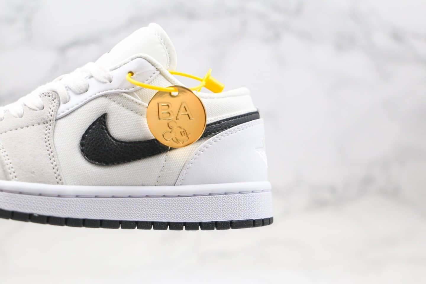 乔丹Air Jordan 1 Low Laser Orange纯原版本低帮AJ1白黑色帆布拼接篮球鞋内置气垫模块 货号:DC3533-100