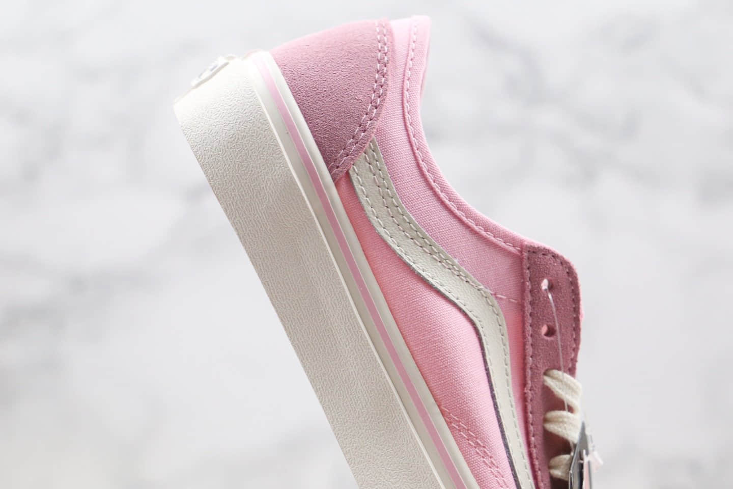 万斯Vans Style 36 Cecon SF公司级版本低帮半月包头樱花粉板鞋原楦头纸板打造 货号:VN0A3MVLV7R