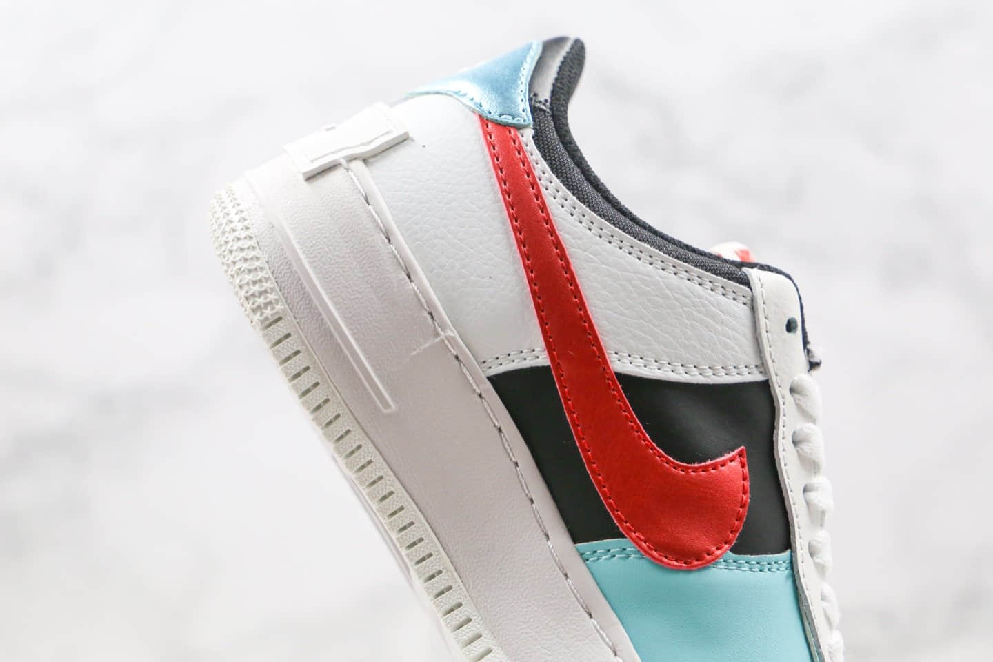 耐克Nike WMNS Air Force 1 Shadow纯原版本低帮空军一号马卡龙解构系列白红蓝色原楦头纸板打造 货号:DA4291-100