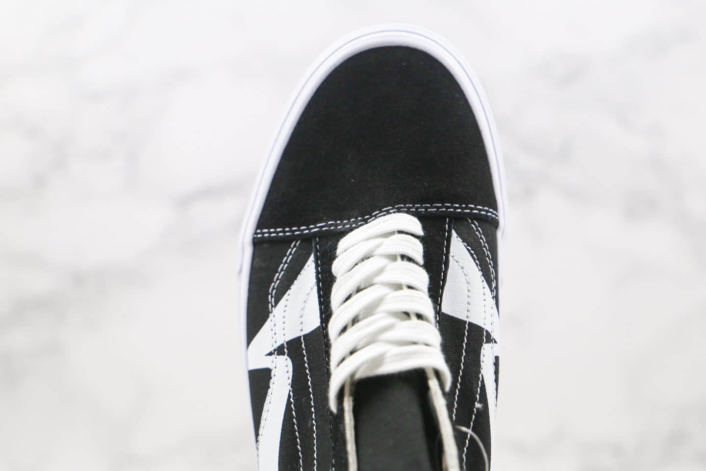 万斯Vans Old Skool公司级版本低帮不规则形状黑白色特别设计硫化板鞋原盒原标内置钢印