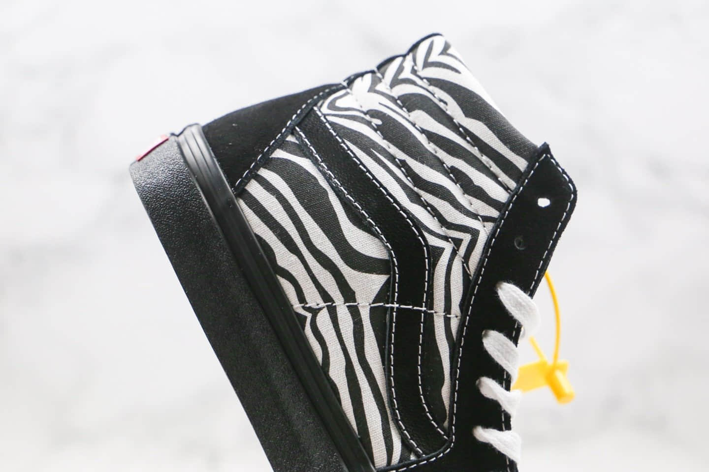 万斯Vans SH8-HI COMFYCUSH公司级版本高帮棋盘格子虎纹拼接鸳鸯黑白色板鞋原楦头纸板打造 货号:VN0A3WMB17Q