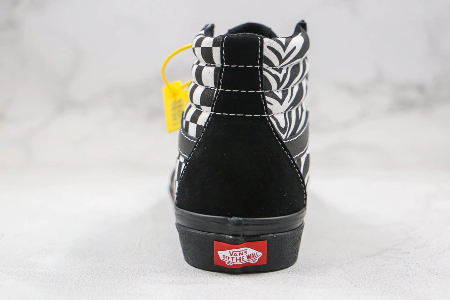 万斯Vans SH8-HI COMFYCUSH公司级版本高帮棋盘格子虎纹拼接鸳鸯黑白色板鞋原楦头纸板打造 货号:VN0A3WMB17Q