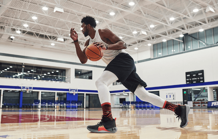 恩比德首款签名战靴UA Embiid One正式曝光!下月发售!
