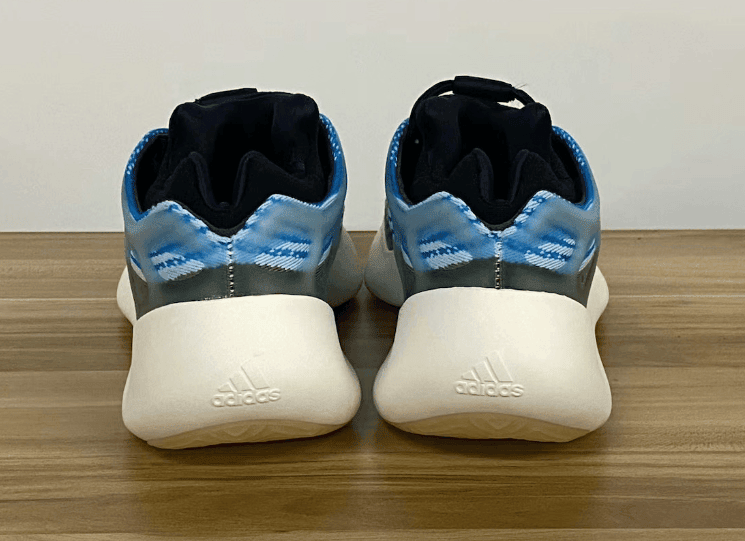 Yeezy 700 V3极光配色最新实物图曝光!8月29日发售!