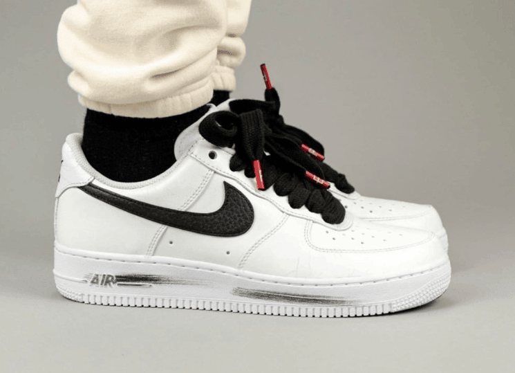 权志龙联名AF1雏菊2.0来袭!还是熟悉的刮刮乐鞋面! 货号:DD3223-100