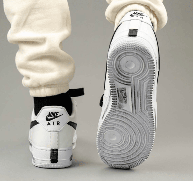 权志龙联名AF1雏菊2.0来袭!还是熟悉的刮刮乐鞋面! 货号:DD3223-100