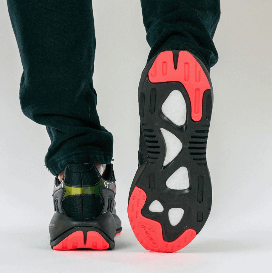 炫彩3M反光鞋面!atmos x adidas ZX 1180 Boost联名首度曝光! 货号:FY9811